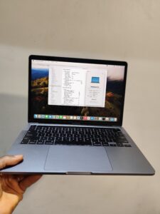 Apple MacBook Pro 2020 |Core i5, 8GB Ram, 256GB SSD |13"