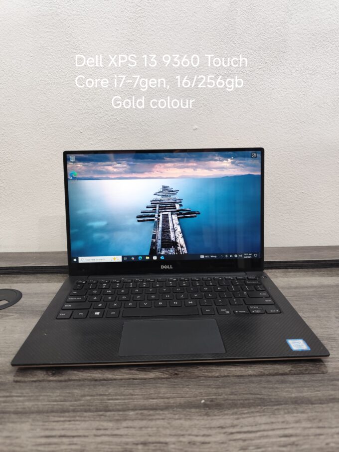 Dell XPS 13 9360 Touch| Core i7| 8GB RAM| 256GB SSD| Gold