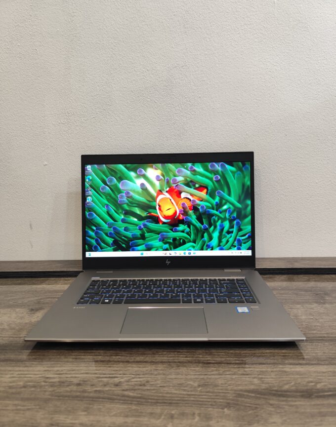 HP Zbook Studio G5|Xeon| 32GB Ram DDR4|1TB SSD| Quadro P1000 4GB