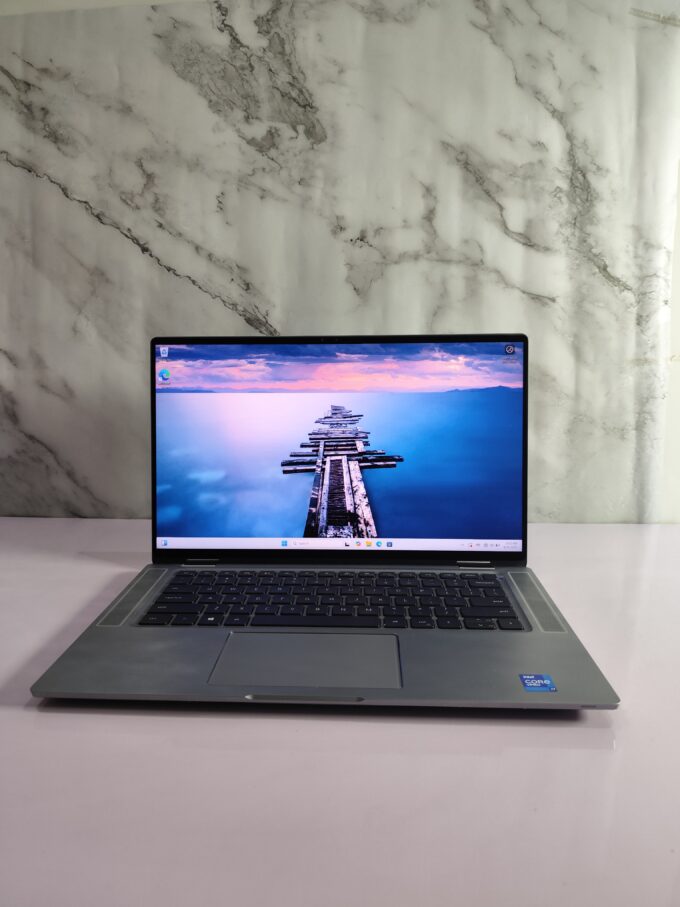 Dell Latitude 9520 x360 Touch| Core i7| 16GB RAM| 512GB SSD|