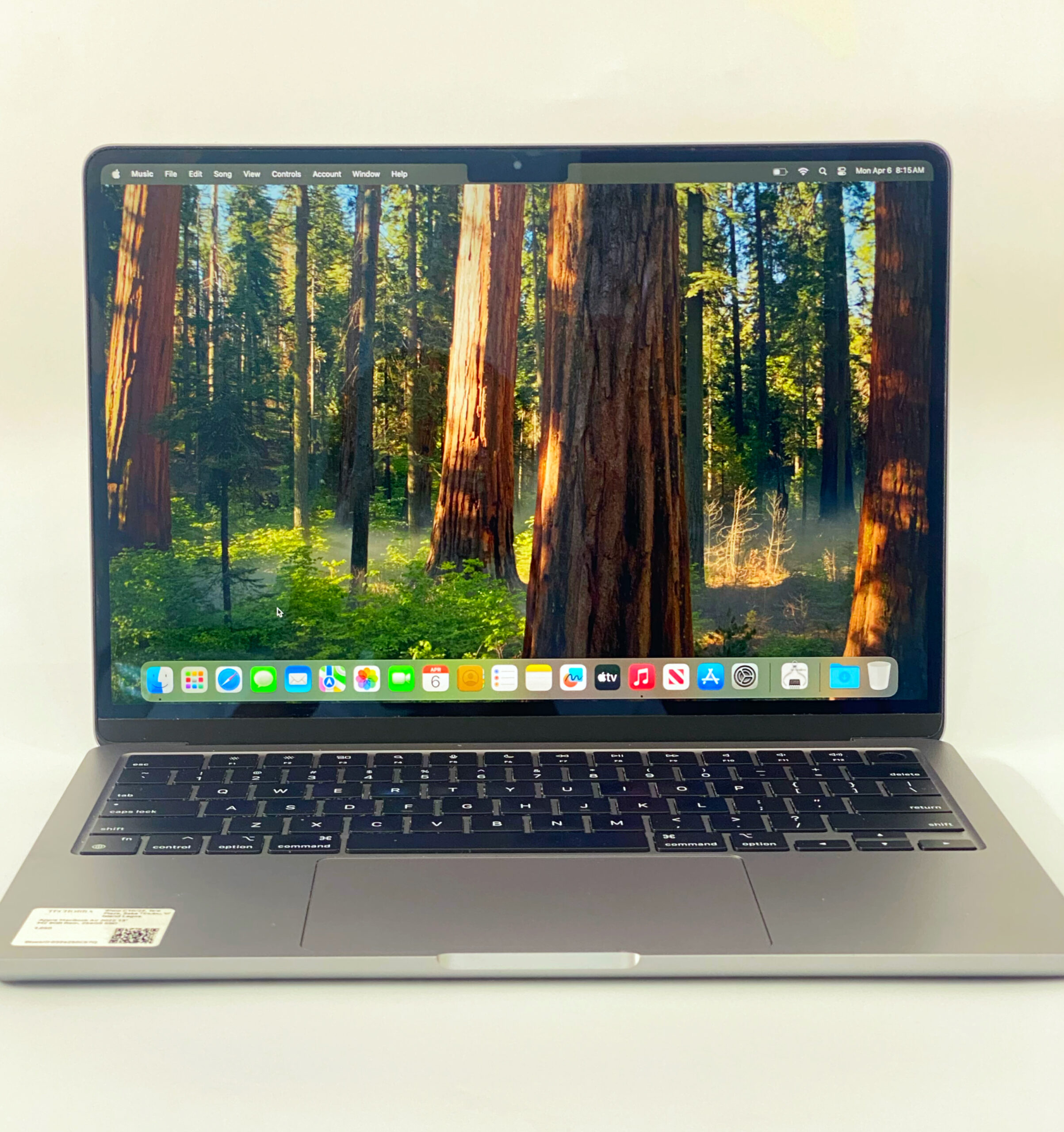 Buy the elegant Apple MacBook Air 2022 M2 8gb RAM 256gb SSD 13